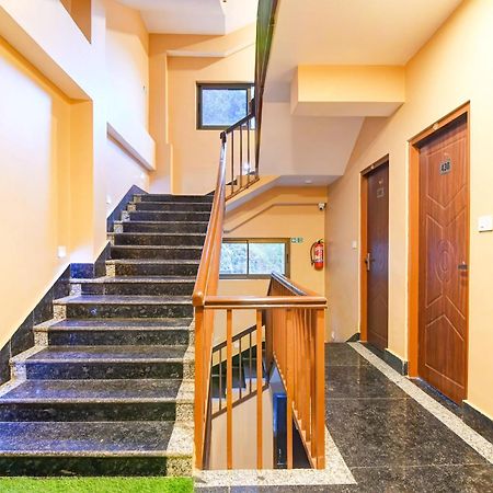 Отель Super Townhouse Downtown Гангток Экстерьер фото